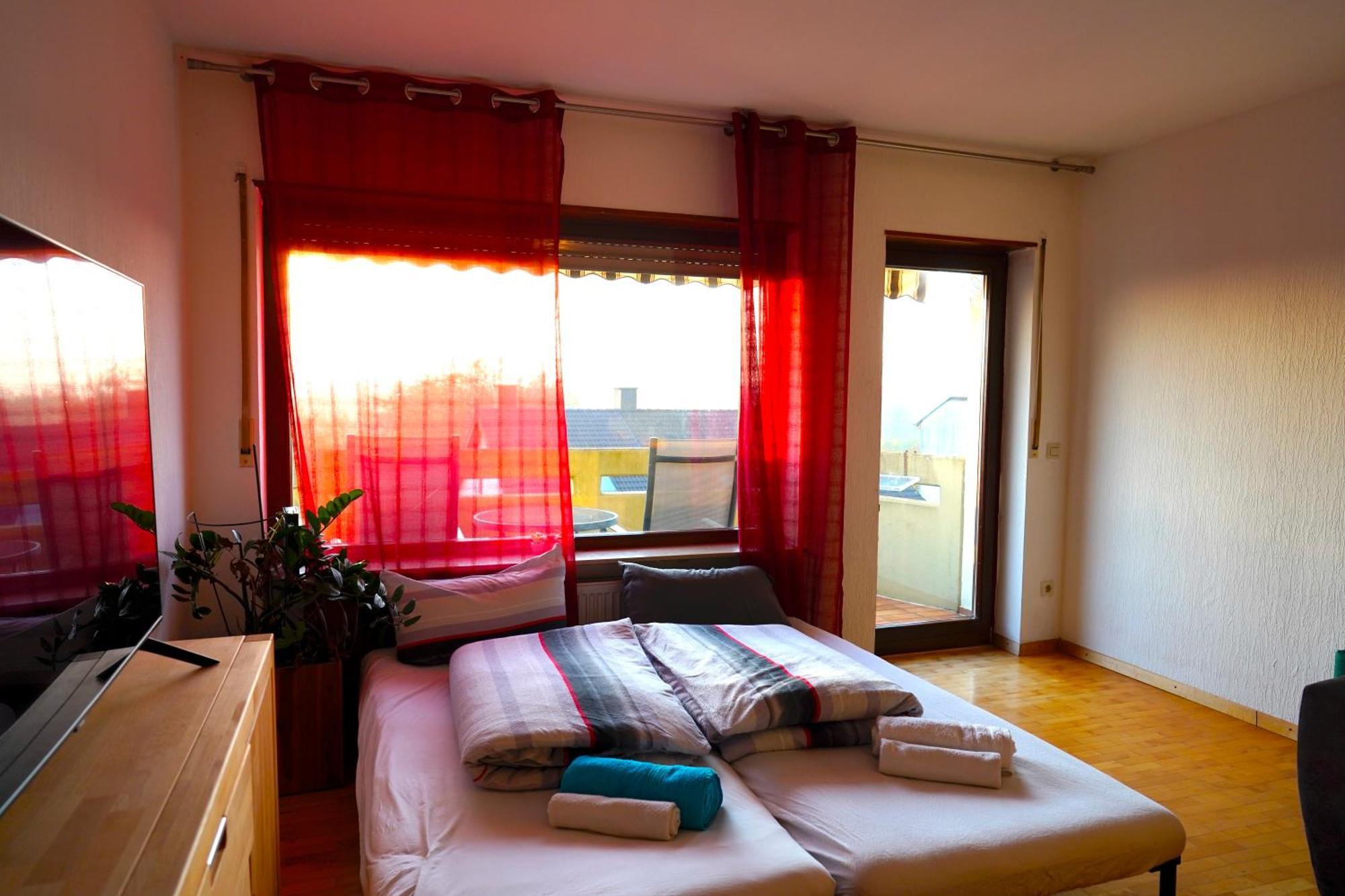 Grosse Ferienwohnung, Apartment In Leimen Wehome Komfort Extérieur photo